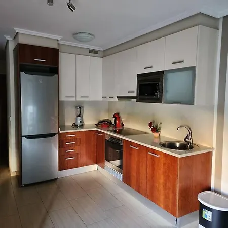 Montana Roja La Tejita Apartman *
